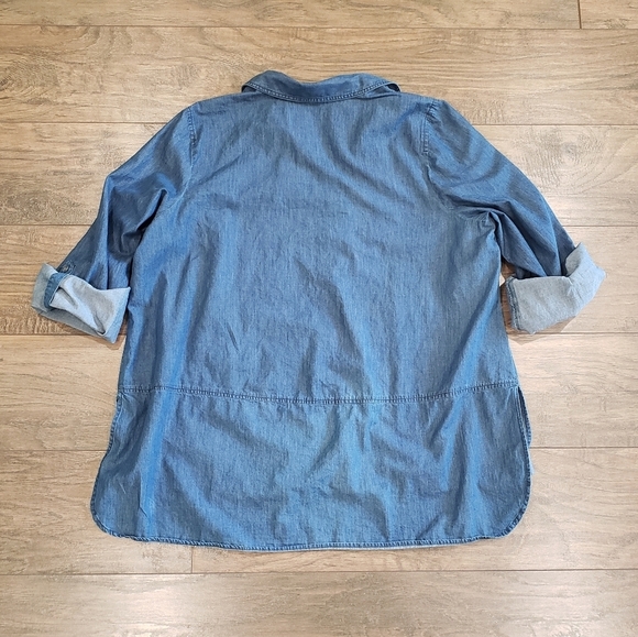 Intro. Floral Embroidered Denim Button Down Shirt Size 3X - Picture 8 of 8